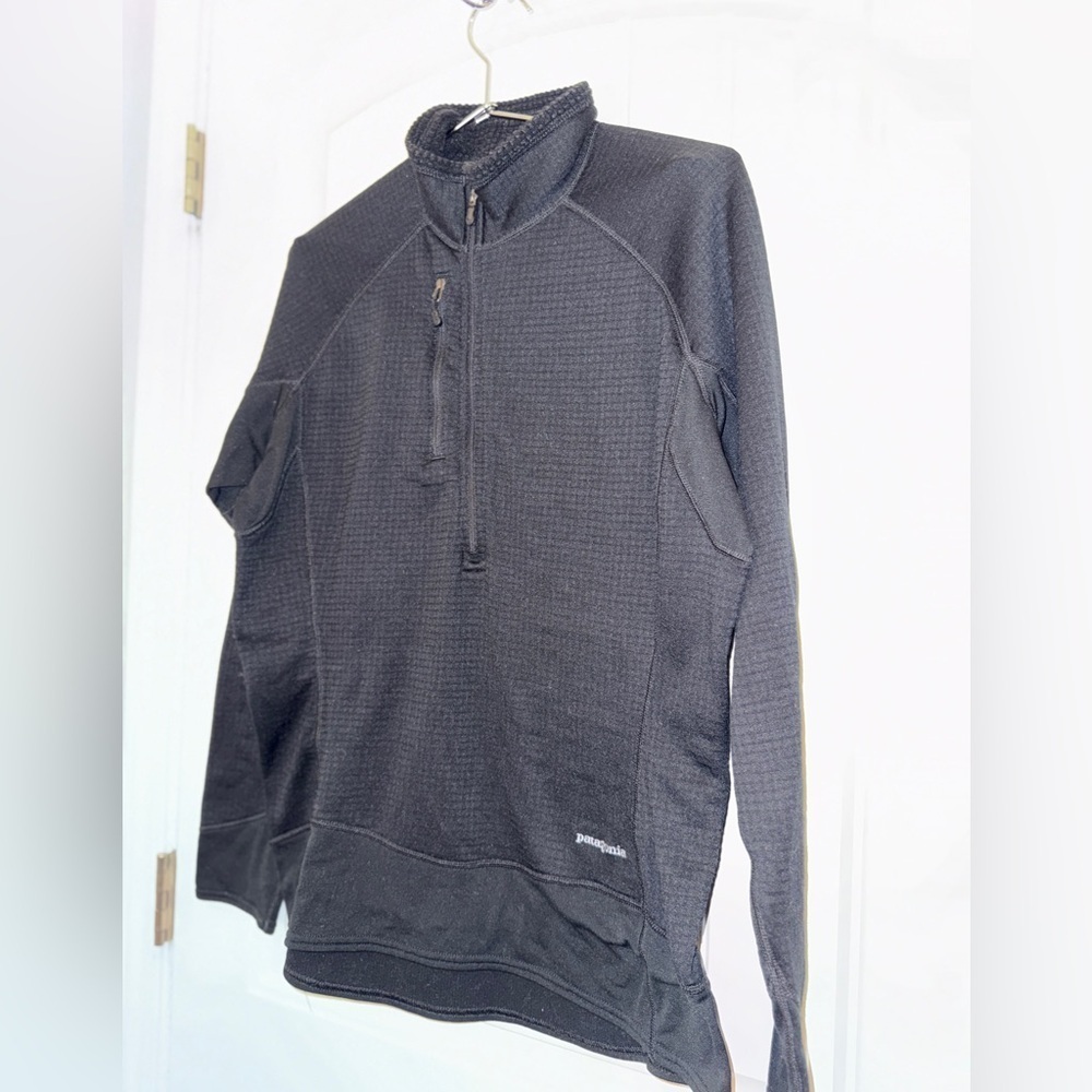 Patagonia Women's Black LX Quarter-Zip Jacket - Picture 4 of 12